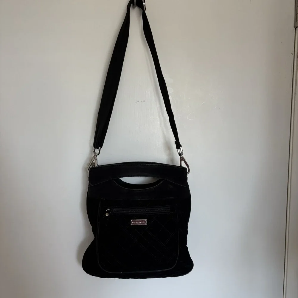 VERA BRADLEY BLACK CROSSBODY BAG PURSE - QUILTED